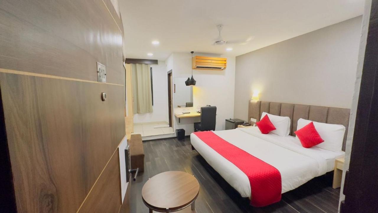 Ayaan Residency Hotel Noida Eksteriør billede