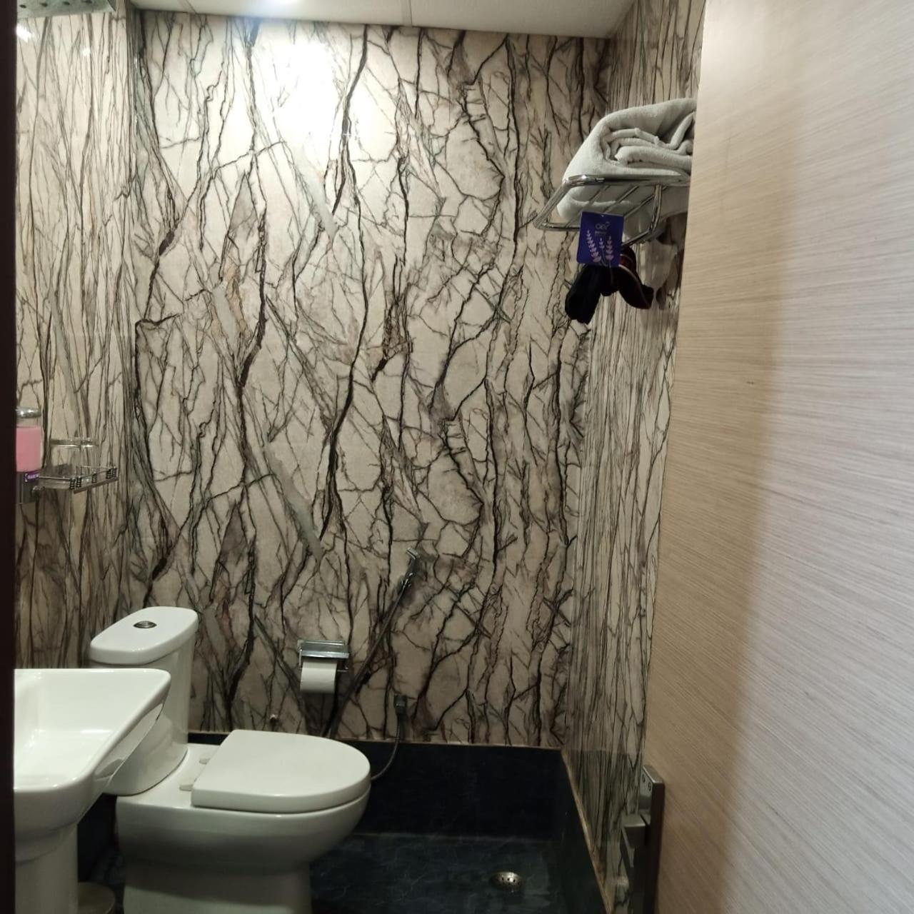 Ayaan Residency Hotel Noida Eksteriør billede